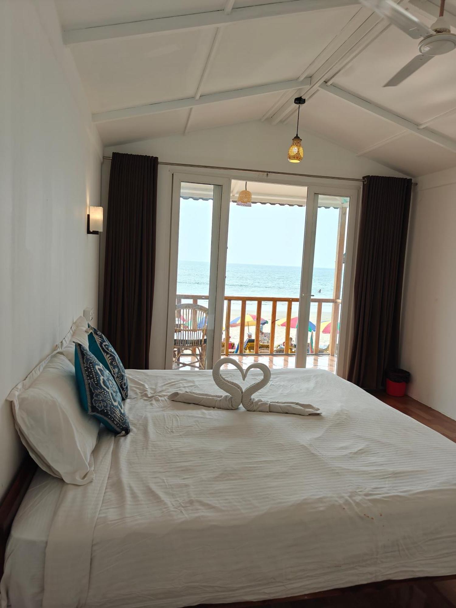 Rococo Pelton Beach Huts Palolem Beach Goa Chambre photo